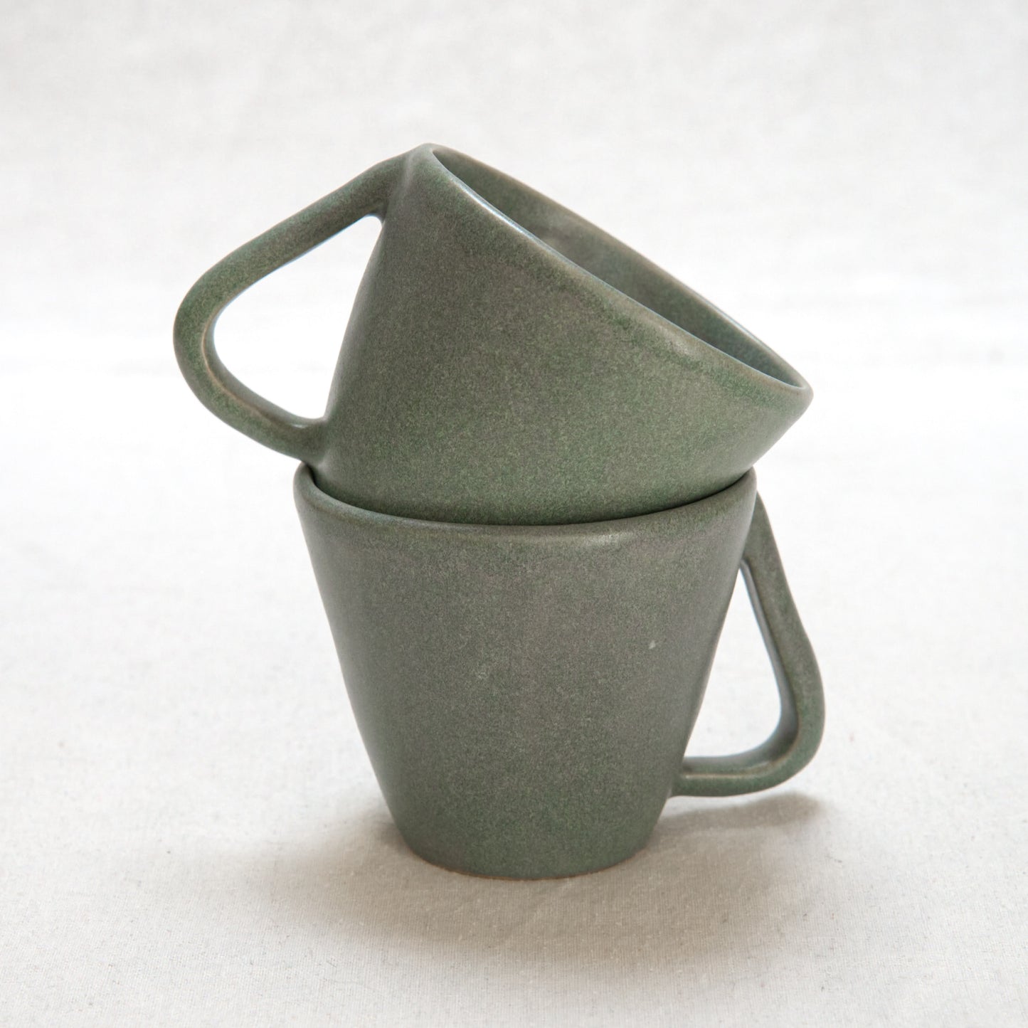 Tasse asymétrique
