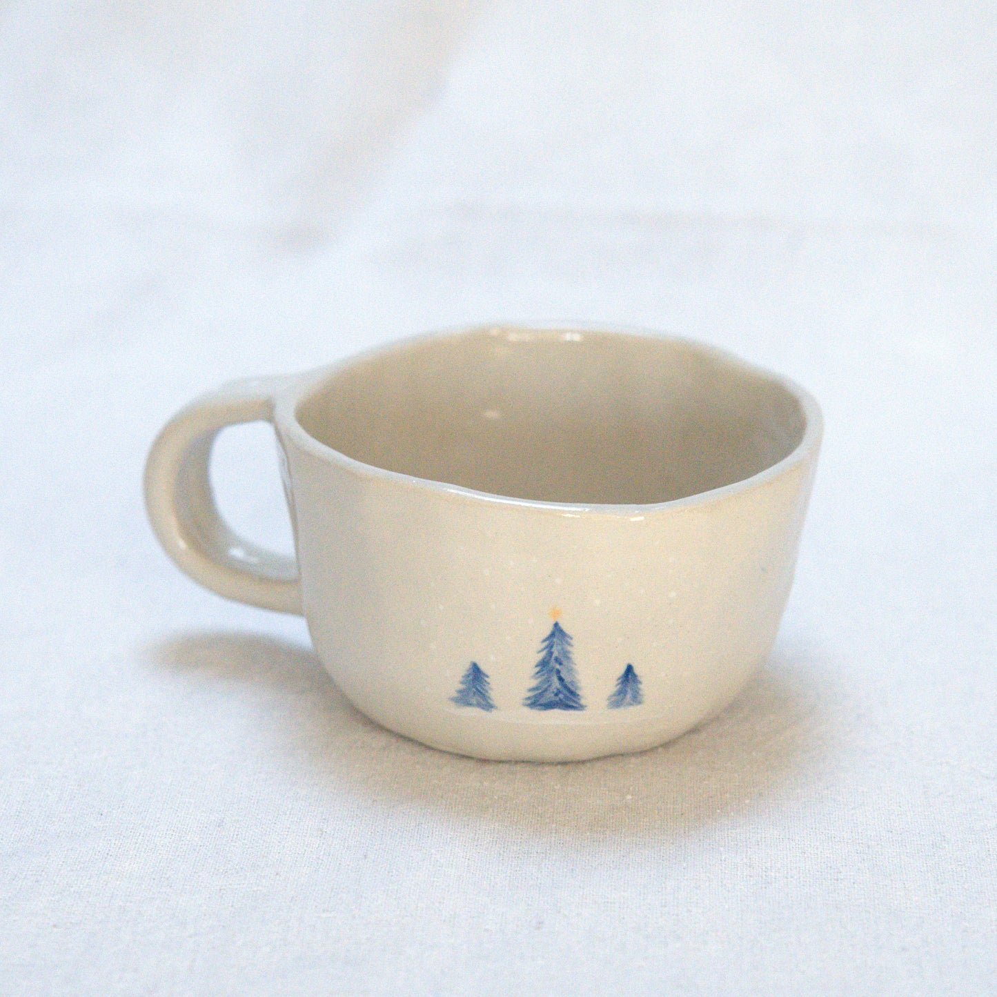 Tasse modelée - Sapin bleu