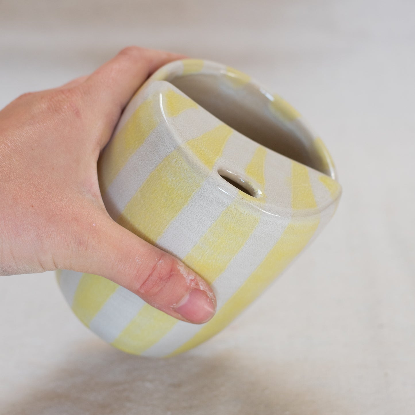 Mug du voyage jaune